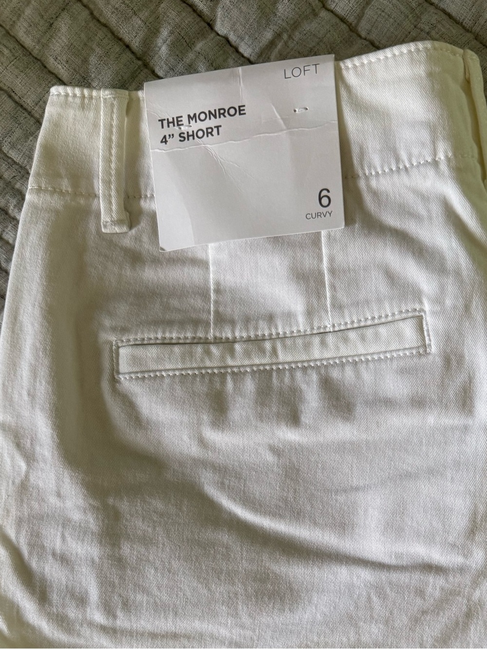 LOFT Monroe 4" Short in White - Women's Bermuda